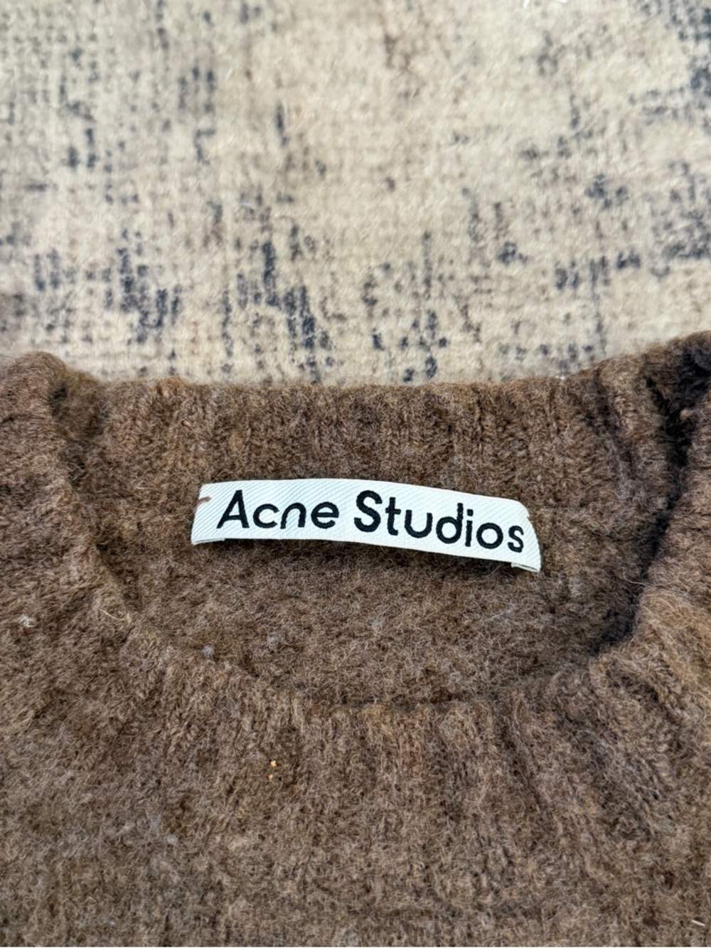 Acne Studios 100% Wool Sweater Womens S/M Brown Cropped Crewneck Luxury Knit - Picture 7 of 11